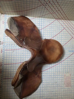 Sillín Stubben Tristan Extra Doma Talla 32 Gamuza Vintage Marrón Oscuro Foto 1 de 4