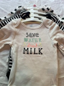 4er-Pack Cloud Island Baby Langarm Bodys 3-6 Monate - Bild 1 von 8