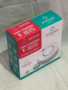 240 volt Smoke Alarm 9 volt battery backup Emerald EP-VC-240-1 - Picture 1 of 1