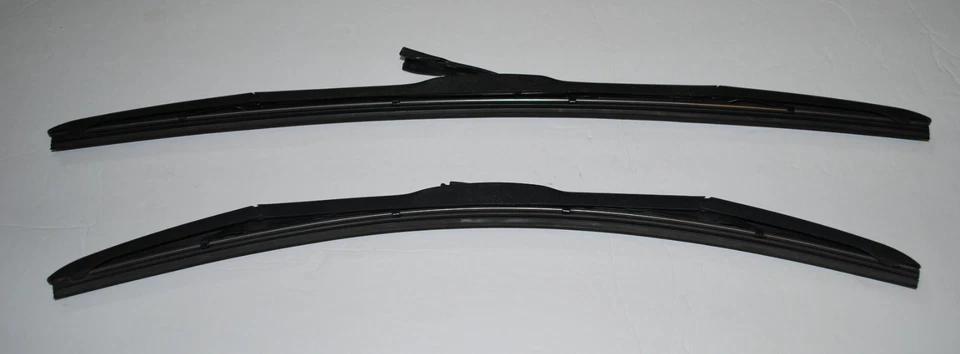 Juego de 2 limpiaparabrisas originales Cadillac XT5 2017-2021 gancho en J OEM (22" y 20") Foto 1 de 1