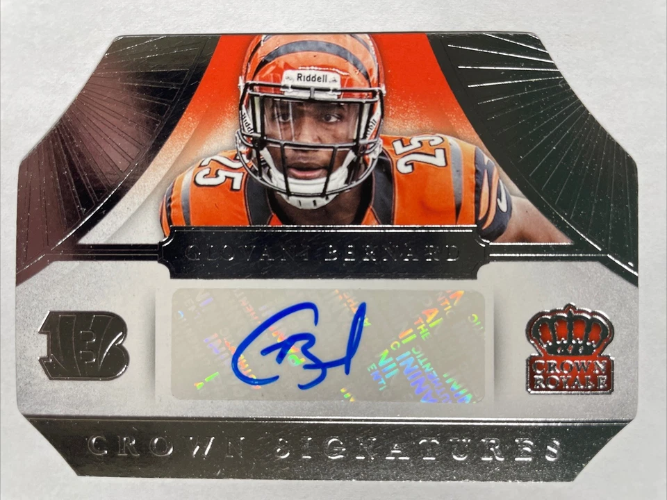 2014 Panini Crown Royale GIOVANI BERNARD Crown Signature Die Cut Auto 14/25 - Image 1 of 2