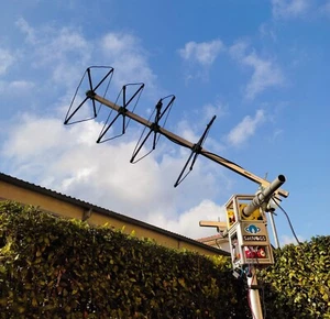 ANTENNA MILSAT - SATCOM CUBICAL QUAD VHF 4 ELEMENTI (240-290 MHZ) AIR MIL - DAB - Photo 1/11