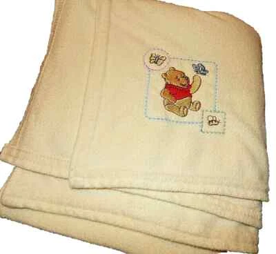 4B Vintage Disney Winnie the Pooh Mariposa 1 capa Amarillo Vellón Cuna Bebé Manta Foto 1 de 4