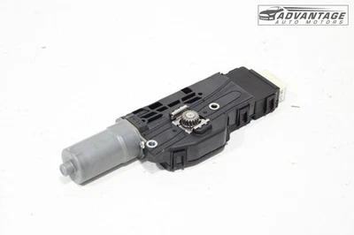 2020-2022 MERCEDES GLB250 X247 PANORAMIC SUNROOF FRONT POWER WINDOW MOTOR OEM - Image 1 of 4