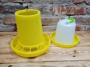 Geflügeltränke und Futterautomat im Set Hühner Hühnertränke 1L + 1,6 Kg Neu! - Bild 1 von 1