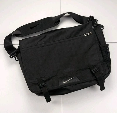 Nike Black Departure Laptop Messenger Shoulder Bag Student Travel Crossbody EUC - Image 1 of 4
