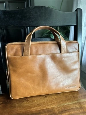 dbramante1928 Unisex Silkeborg, Equipaje de Mano 15” Laptop Estuche de Cuero Tostado Dorado Foto 1 de 4