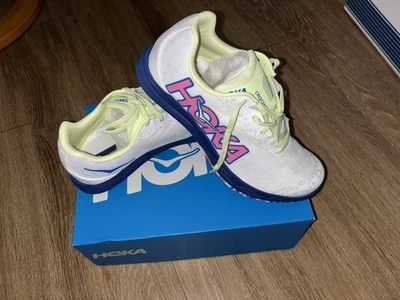 Zapato para correr HOKA Crescendo XC Spikes Crosscountry para hombre talla 10,5 para mujer talla 12 $90 Foto 1 de 4