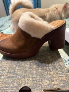 Born shoes women 7.5 Clogs - Picture 1 of 3