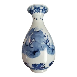 Figura azul asiático blanca pergaminos de dragón de jade corazones olla jarrón de resorte - Imagen 1 de 9