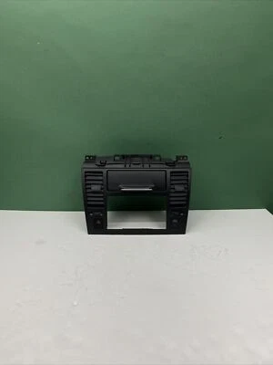 2007 Nissan Versa Dash Center AC Vent Bezel OEM 68260 EM31C - Image 1 of 4