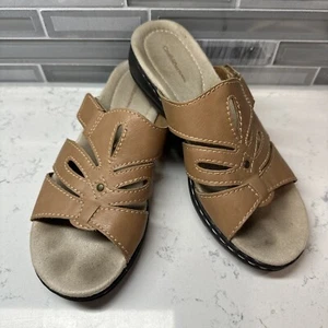Croft & Barrow Open Toe Beige Woman’s Sandals 6.5 Medium. - Picture 1 of 9