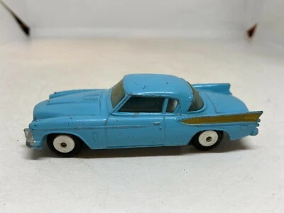 Corgi Toys 211 Studebaker Golden Hawk - Image 1 of 4