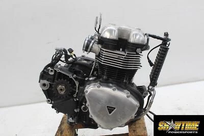 09-15 TRIUMPH THRUXTON 900 MOTOR CULATA CAJAS MANIVELA CORREDOR FUERTE Foto 1 de 4