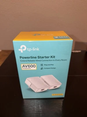 TP-Link AV600 - Powerline Starter Kit - Image 1 of 2