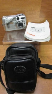 Kodak EasyShare DX6340 3.1 MP Silver 4x Optical Zoom W/ Case & Manual Tested - Picture 1 of 7
