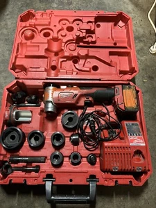 Milwaukee M18 FORCE LOGIC 6Ton Knockout Tool 1/2" - 2" Kit - (2677-20) w/ Case - Picture 1 of 9