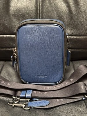 Bolso Bandolera COACH CL948 Stanton en Cuero Guijarro Refinado Gunmetal/Azul Profundo Foto 1 de 4