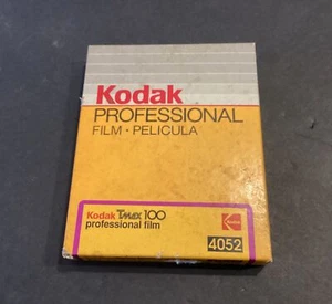 NOS NEW Kodak Professional TMAX 100 4x5 FILM SEALED 25 Sheets #4052 Expired 1993 - Picture 1 of 3