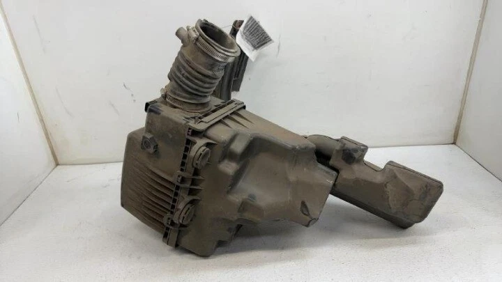 Mazda 3 2014-2018 purificador de aire caja de aire boxer de aire 2,0 L OEM Foto 1 de 4