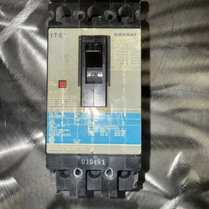 ITE ED43B030 480V 3P 30A Molded Case Circuit Breaker TYPE ED4 Breaker has chips  - Picture 1 of 5