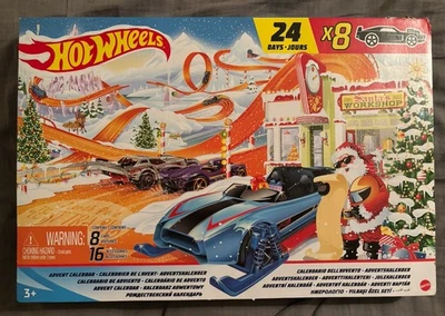 Mattel Hot Wheels Advent Calendar 24 Days - 8 Cars & 16 Accessories - New - Image 1 of 2