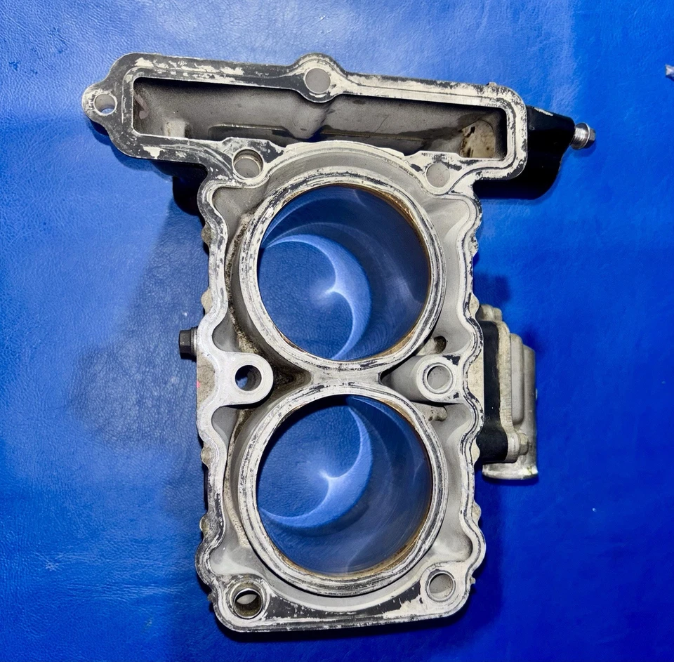 15 2013-2017 KAWASAKI NINJA 300 MOTOR PISTÓN CILINDROS BLOQUE JARRA Foto 1 de 4