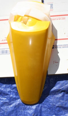 Guardabarros trasero plástico amarillo 63111-03B60-yu1 OEM 2002-2022 SUZUKI RM85 85L Foto 1 de 4