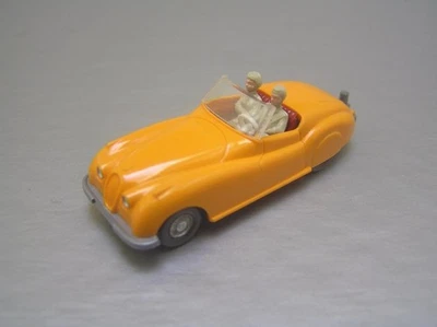 Wiking #2 Jaguar XK 120 Sport hecho en Alemania amarillo oscuro con gancho como nuevo Foto 1 de 4