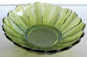 Cuenco de 6 1/2" Anchor Hocking Glass Green Country Garden - Imagen 1 de 12