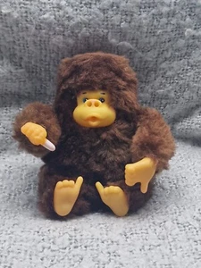 Juguete suave de colección Gilroy Gorila chupar pulgar mono peluche pedigrí - Imagen 1 de 2