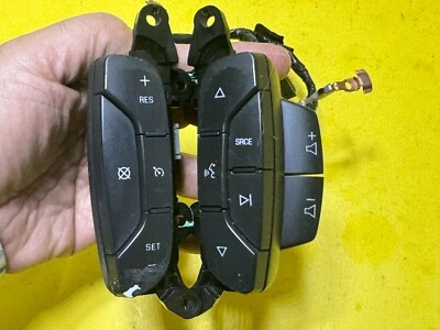 Interruptor de control de crucero radio audio Chevrolet Tahoe 2008-2013 OEM Foto 1 de 4