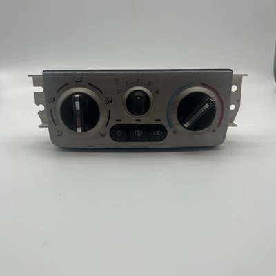 2005 - 2010 Chevrolet Cobalt Pontiac G5 A/C aquecedor climático controle de temperatura  - Imagem 1 de 4