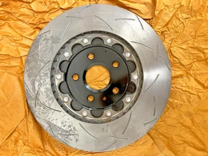 *VENTA DE DEVOLUCIÓN * DBA (DBA43111S) Rotor Trasero T3 Ranurado Serie 4000 - Imagen 1 de 4