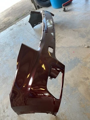 Para-choque dianteiro Toyota Highlander 2014-2016 - Imagem 1 de 3