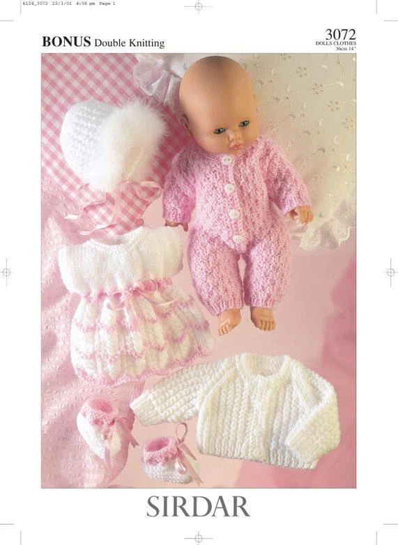 Patrón de tejido Sirdar - Hayfield Bonus DK, vestido y botines para muñecas 3072 Foto 1 de 1