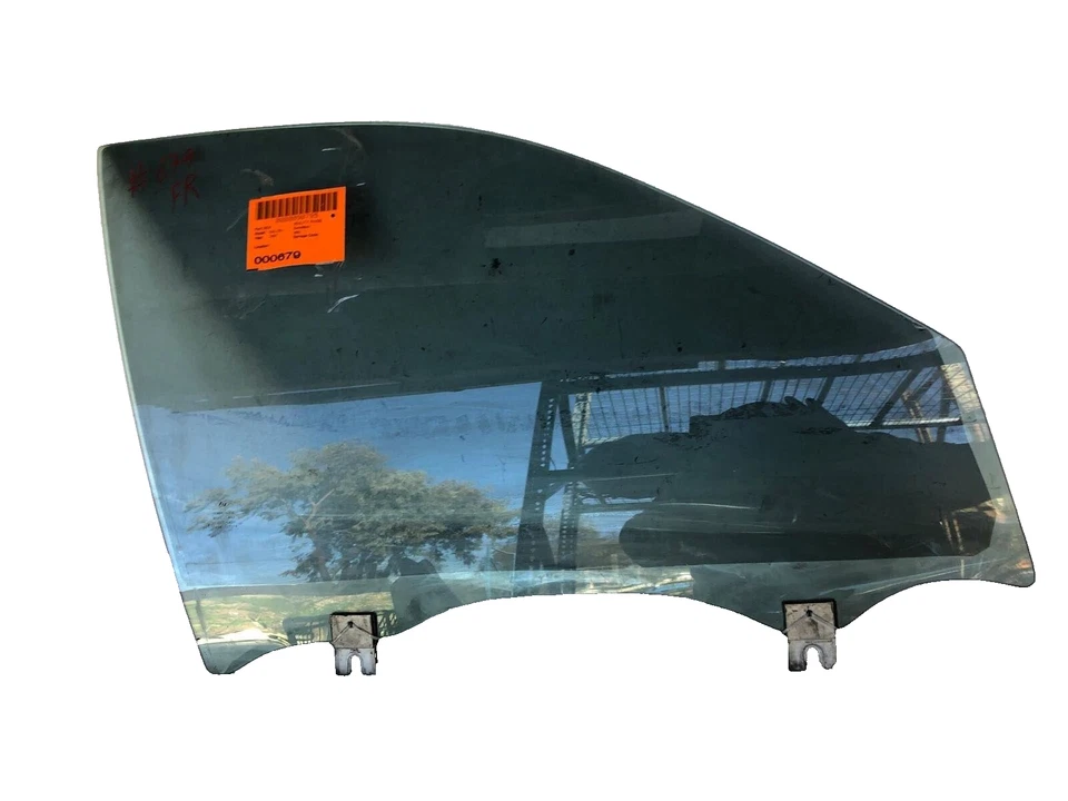 1997 Chevrolet Malibu Porta Frontal Janela de Vidro Mão Direita Lado do Passageiro Usado - Imagem 1 de 4