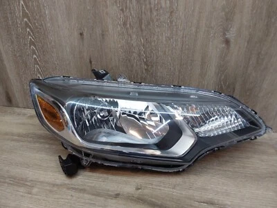 Farol Honda Fit destro 2015-2017 ASSY OEM 33100-T5A-A020-M1 - Imagem 1 de 4