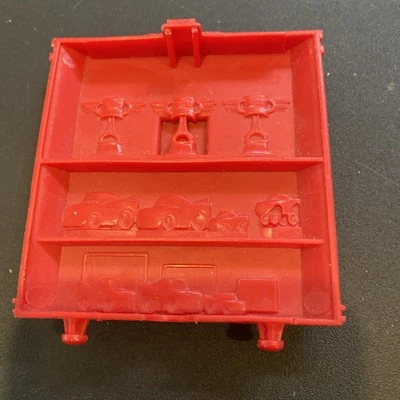 Juego de piezas de repuesto para camión Mack de Disney Cars puerta roja Foto 1 de 2