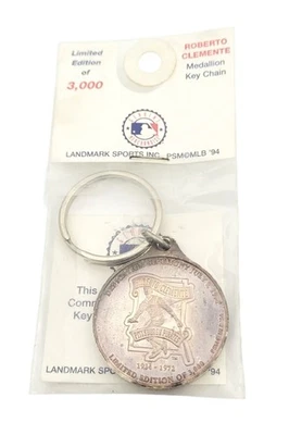 1994 Roberto Clemente Statue Dedication Keychain Limited Edition One of 3000 - Image 1 of 3
