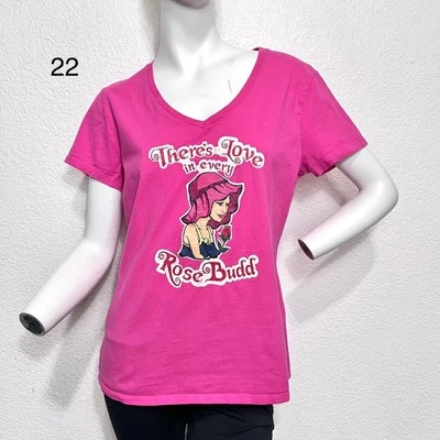 Camiseta Hanes Nano M Rosa Gráfica Camiseta Rose Budd Pop Art Retro Y2K Pinup Cuello en V Foto 1 de 4