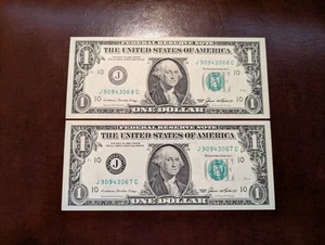 2 1985 $1 US One Dollar Bills Federal Reserve Note Consecutive Serial Numbers - Picture 1 of 7