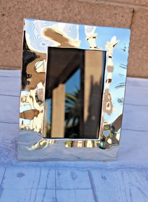 Michael Aram Modern Reflective Shiny Silver Tone Photo Picture Frame 6.5" x 8.5" - Image 1 of 4