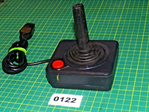 Original Atari 2600/7800/ST/XE Joystick - fully working but with cosmetic marks - Picture 1 of 3