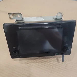 2015 16 17 TOYOTA SIENNA DISPLAY RECEIVER TOUCH SCREEN 86100 08031 OEM Map GPS - Picture 1 of 9