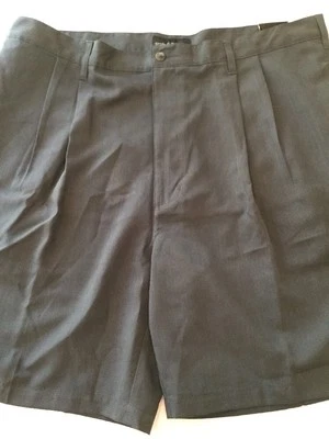 NWT MEN CROFT & BARROW GRAY TINY PLAID PLEAT FRONT DRESS SHORTS W42 - Image 1 of 4