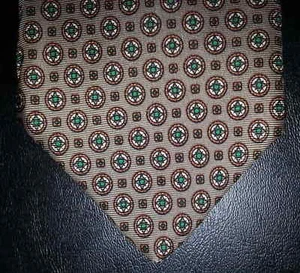 Unbranded Tie Geometric Circles Squares Tan Gold Green NIB t4374 - Imagen 1 de 4
