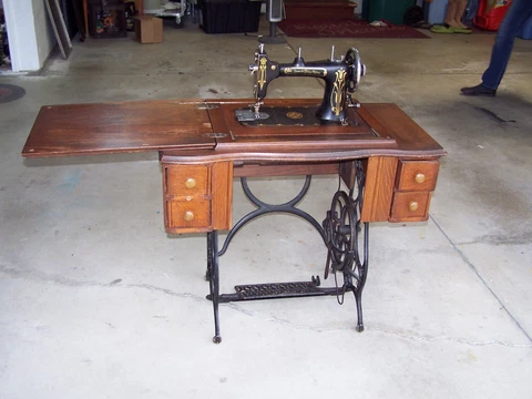 Antique Improved Eldredge Rotary Treadle Sewing Machine Cover