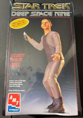 AMT Star Trek Security Officer ODO Deep Space Nine 8761 FS NEW Model Kit  - Image 1 of 3