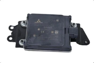 Cámara/proyector MITSUBISHI ECLIPSE CROSS 21 Foto 1 de 3